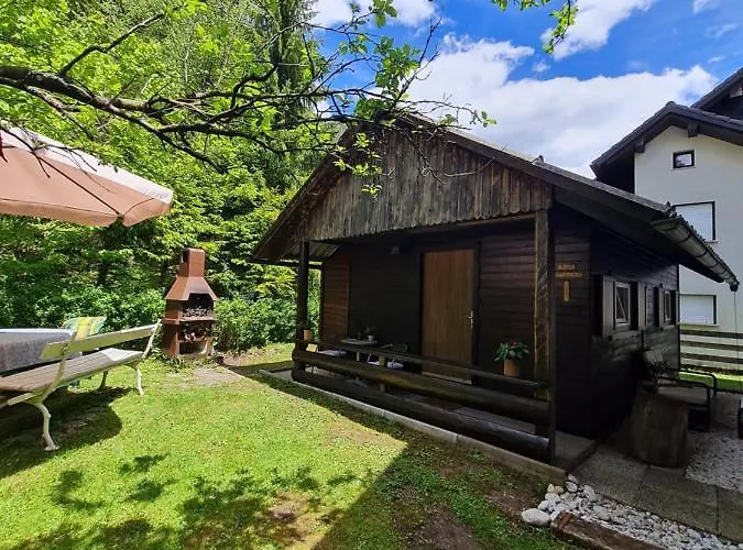 Koca Martuljek * Gozd Martuljek